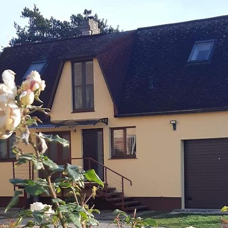 Villa Лора Lapmežciems Exterior foto